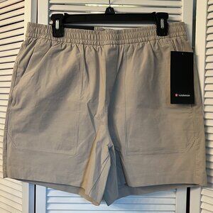 Lululemon Men’s Bowline Short “5 VersaTwill Mojave Tan Size L (NWT)
